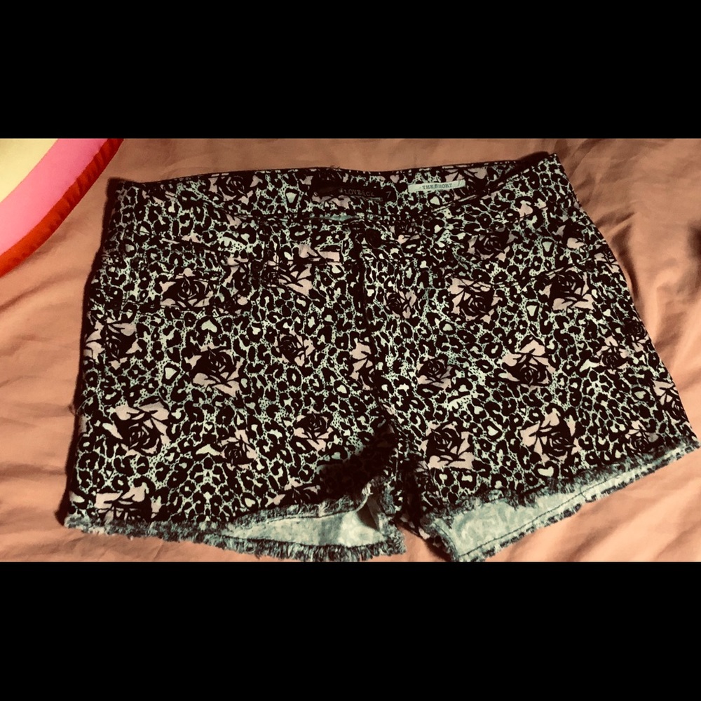 Hottopic Lovesick Flower Jean Shorts